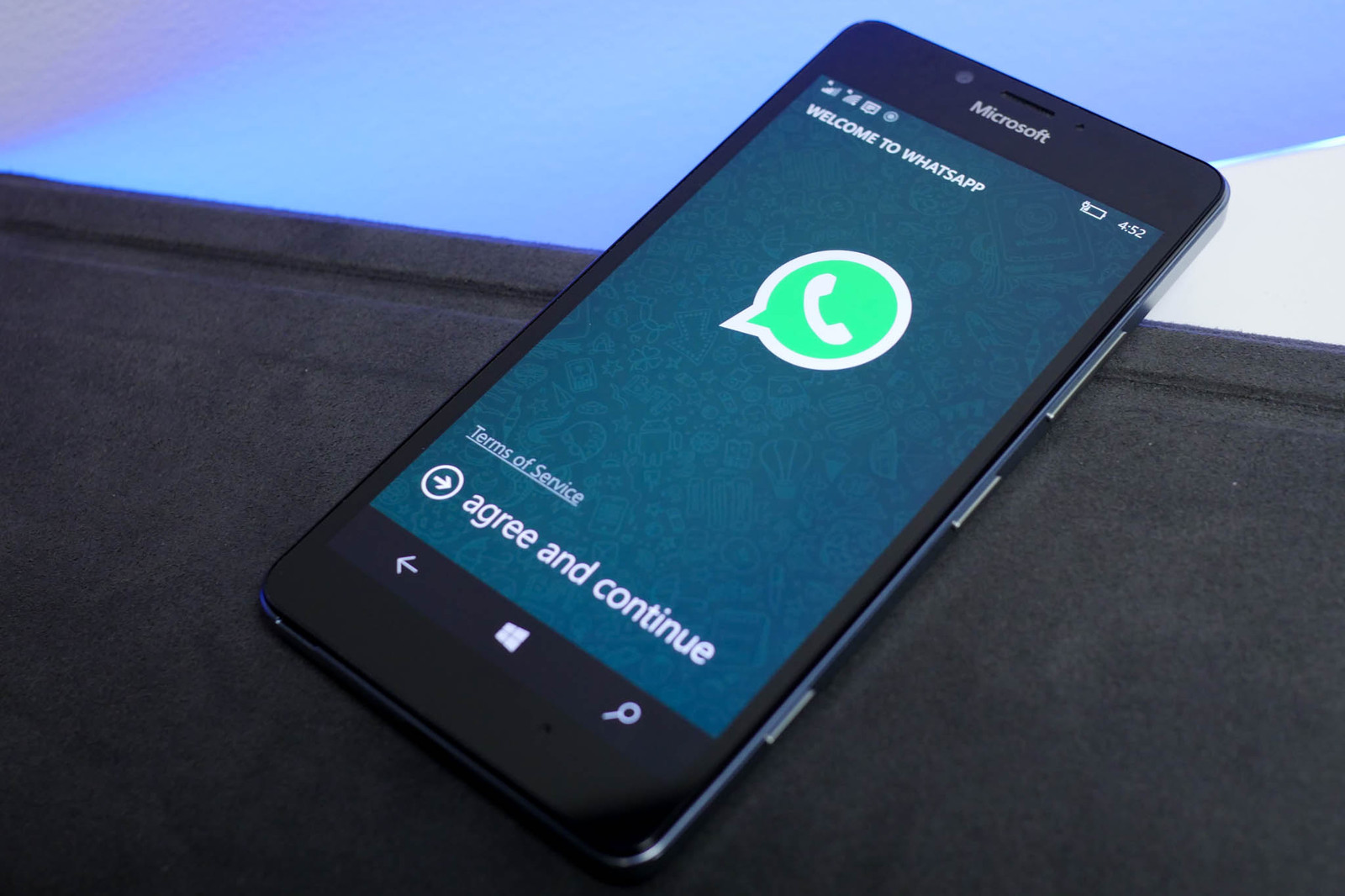 5 methods to hack WhatsApp Online for Free